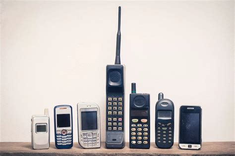 1980S Cell Phones And Their Modern Revival 1980S Cell Phones And Their Modern Revival