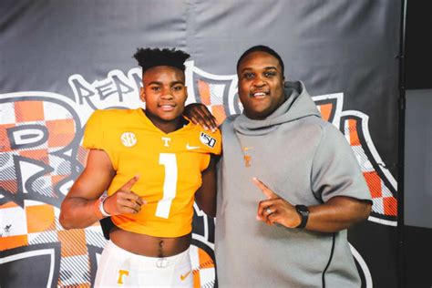 Alabama Ath Edwin White Details Decision To Commit To Vols Volreport Alabama Ath Edwin White Details Decision To Commit To Vols Volreport