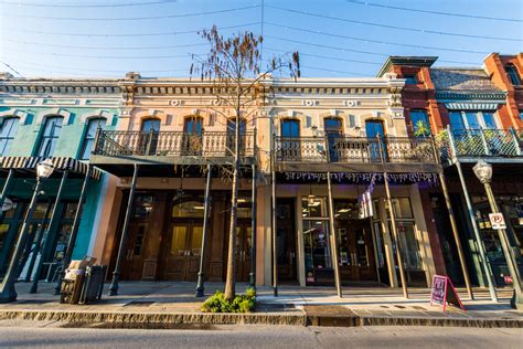 5 Best Downtown Eats
