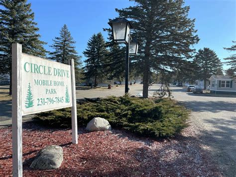 Circle Drive Mobile Home Park Living