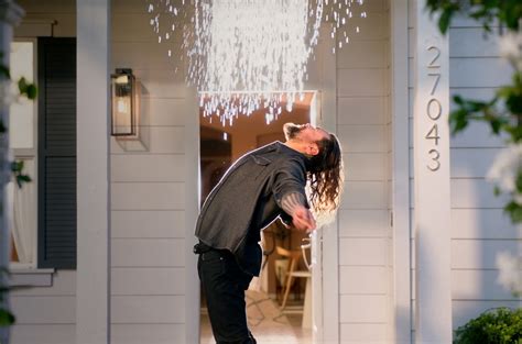 Jason Momoa T Mobile Commercial Star Jason Momoa T Mobile Commercial Star