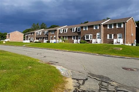 Meadowbrook Village Gardner Ma 01440 Apartments Com Meadowbrook Village Gardner Ma 01440 Apartments Com