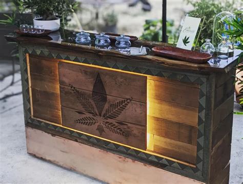 5 Ways Mobile Cannabis Bars Work
