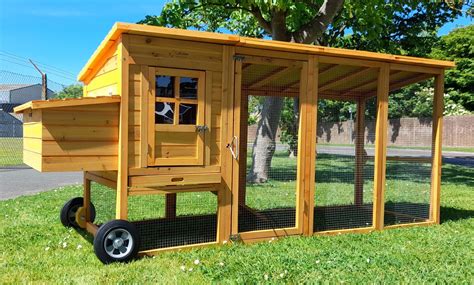 Mobile Chicken Cage Solution