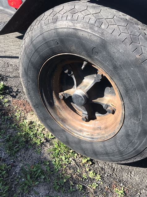 5 Mobile Home Tire Tips