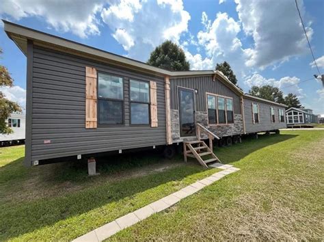 Thibodaux Mobile Mansions