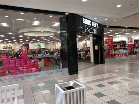 Shoe Dept Encore Cumberland Mall 3849 S Delsea Dr Ste B 6 Vineland