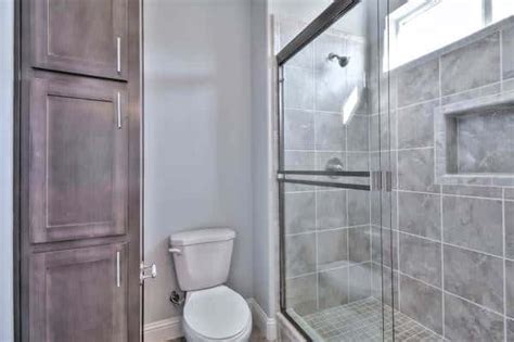 Skyline Manufactured Home Shower Mobile Home Living Skyline Manufactured Home Shower Mobile Home Living