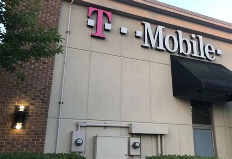 T Mobile Camp Creek Parkway Store