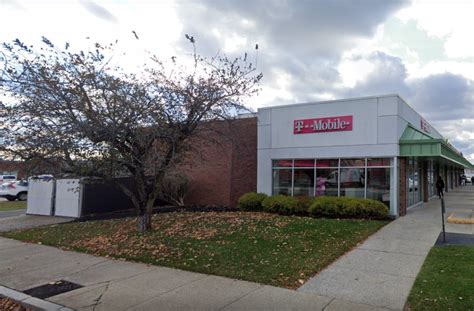 T Mobile Malden MA Store