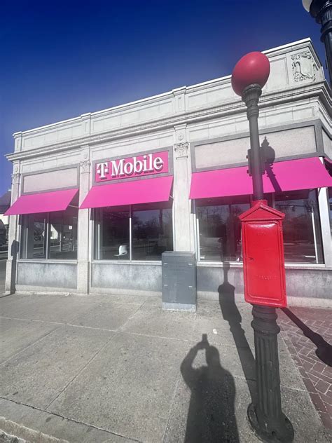 T Mobile Mattapan Store