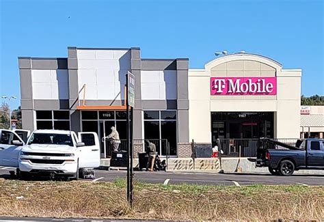 T Mobile Store Expected Opening Date Nov 28 Four Other Stores Open