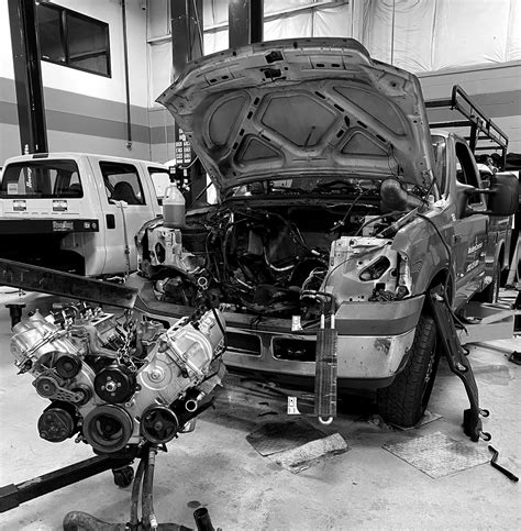Truck Vehicle Repair Ars Fleet Service Commercial Truck Repair Truck Vehicle Repair Ars Fleet Service Commercial Truck Repair